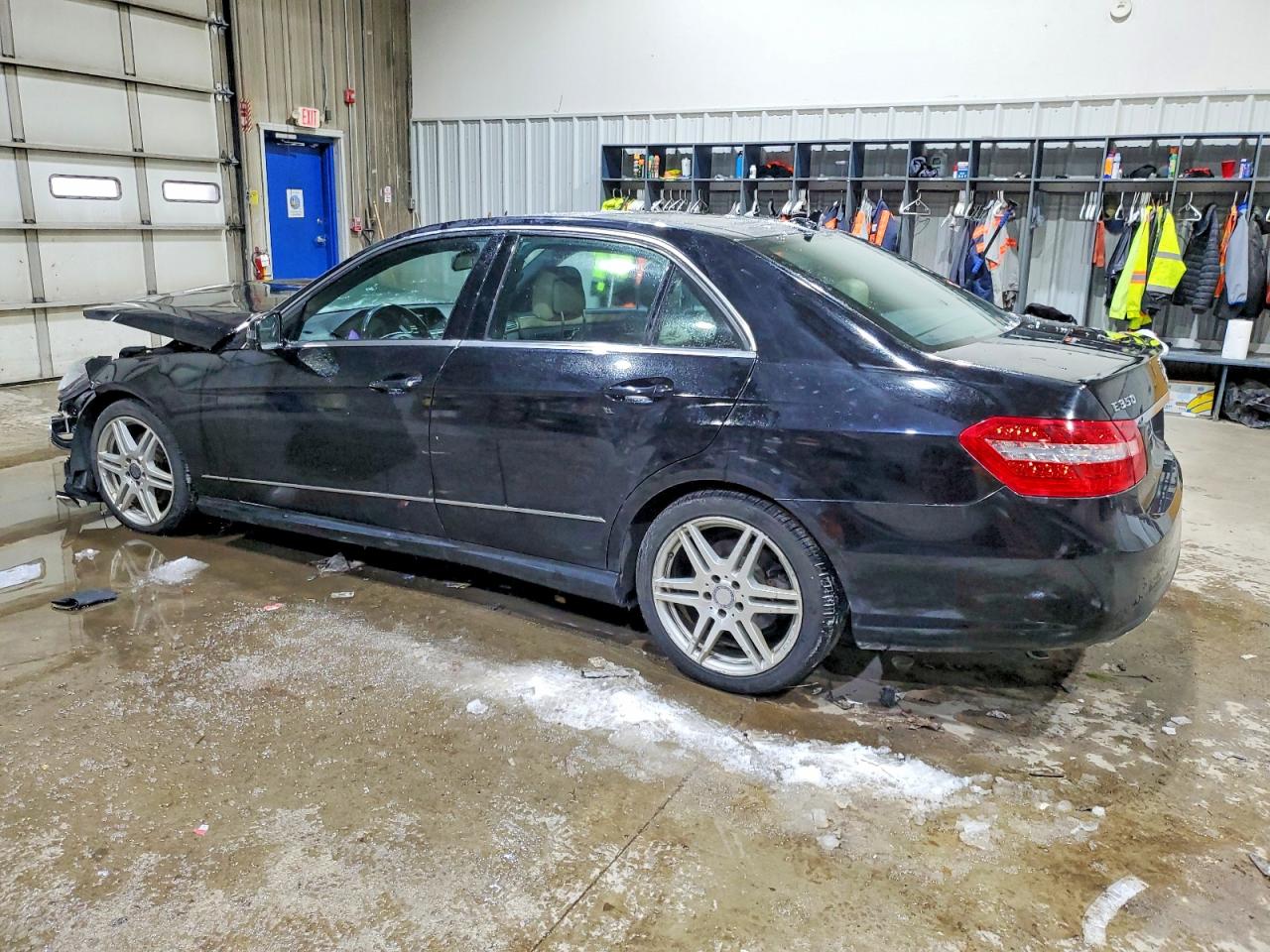 2011 MERCEDES-BENZ E 350 4MATIC photo 2