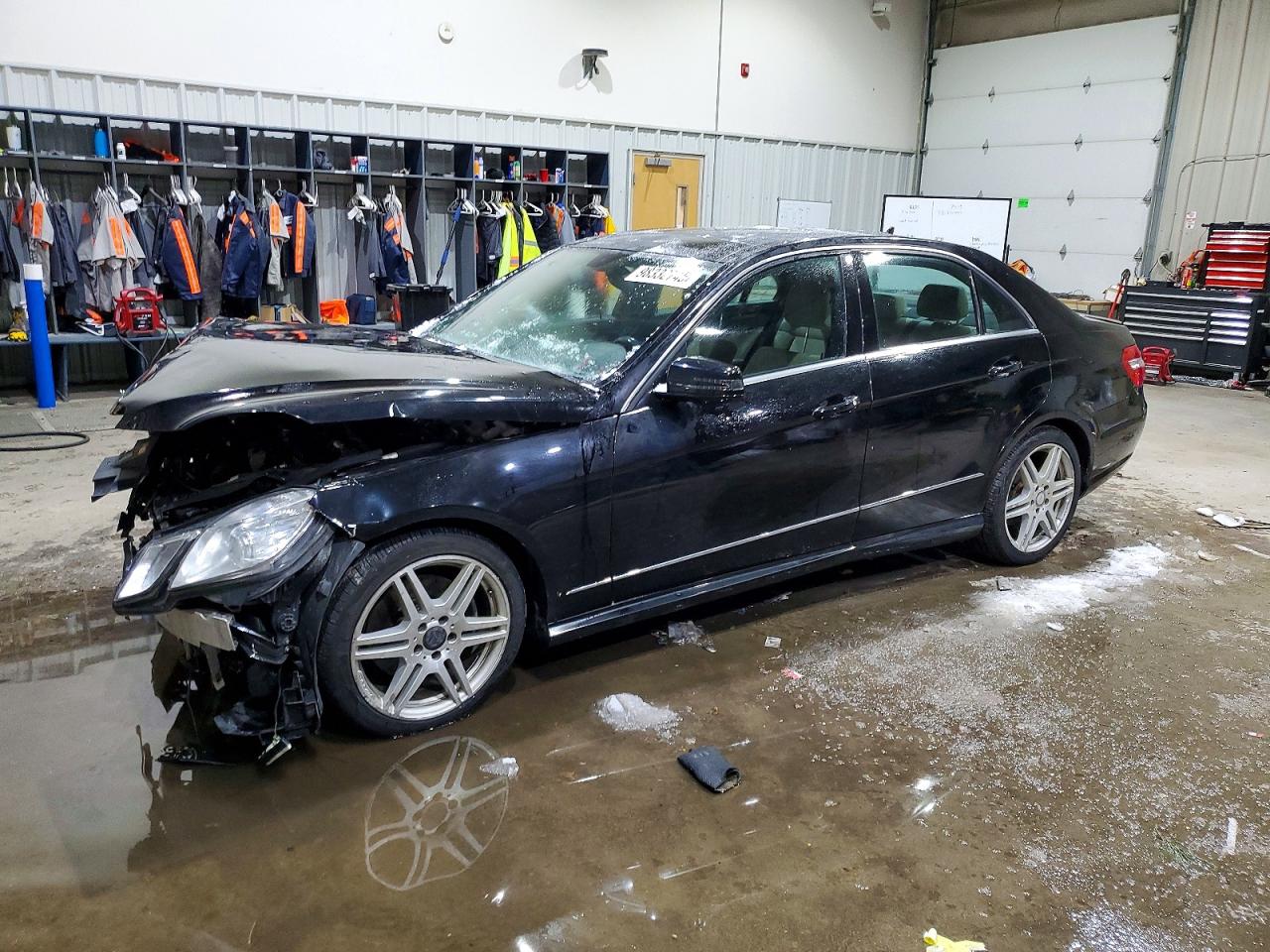 2011 MERCEDES-BENZ E