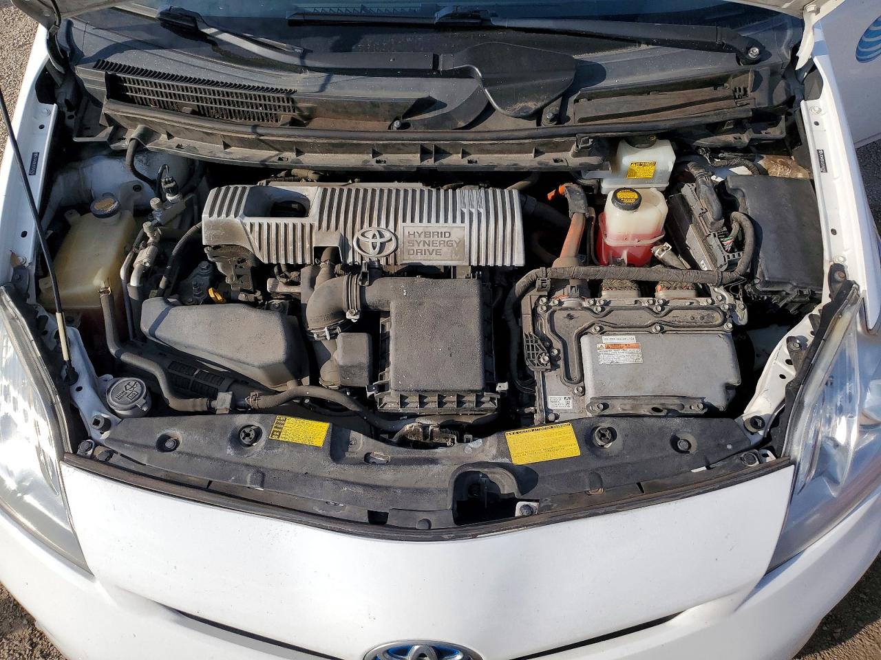 2012 TOYOTA PRIUS photo 11