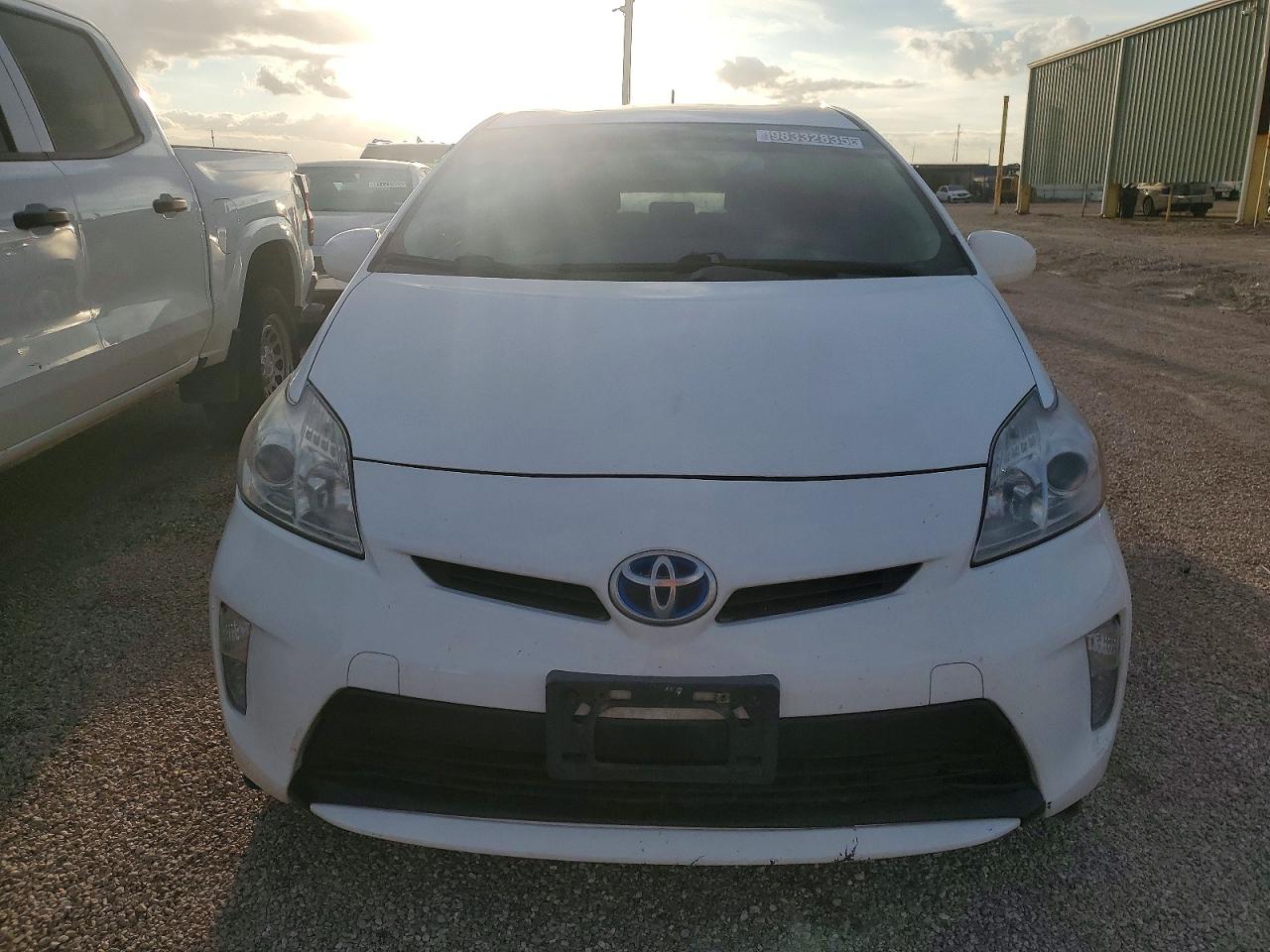 2012 TOYOTA PRIUS photo 5