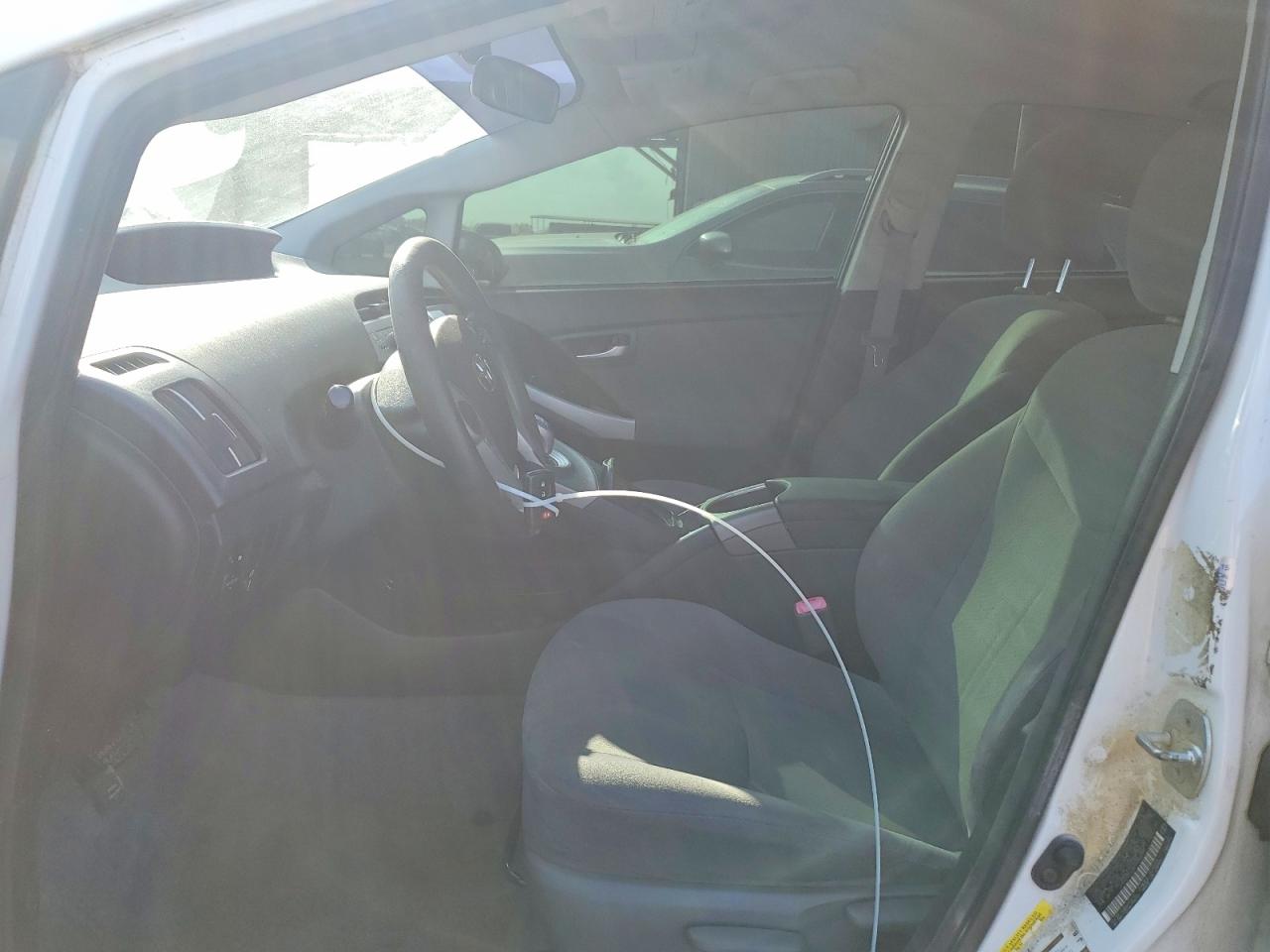 2012 TOYOTA PRIUS photo 7
