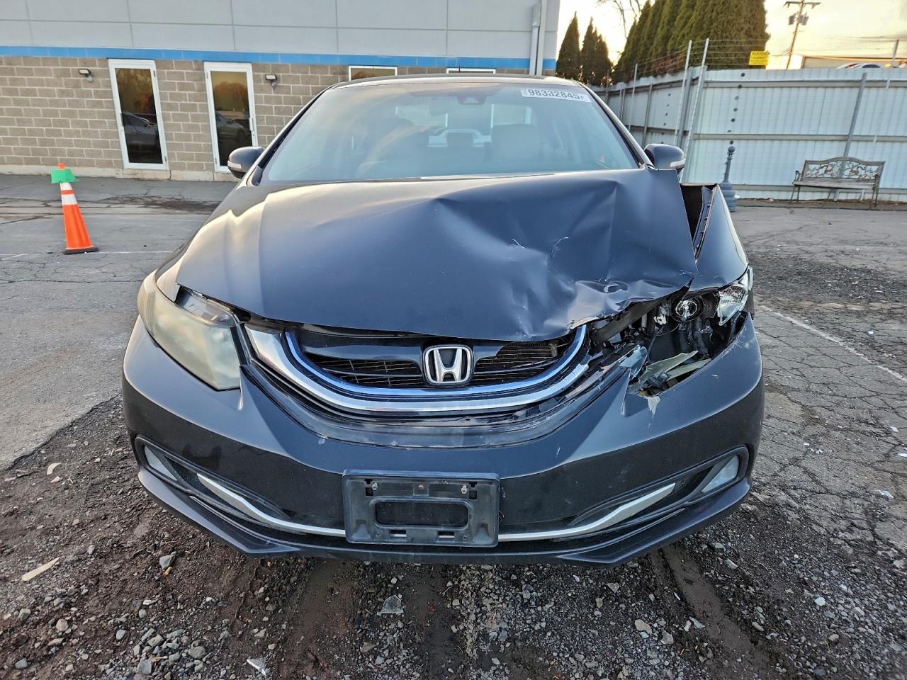 2013 HONDA CIVIC HYBRID photo 5