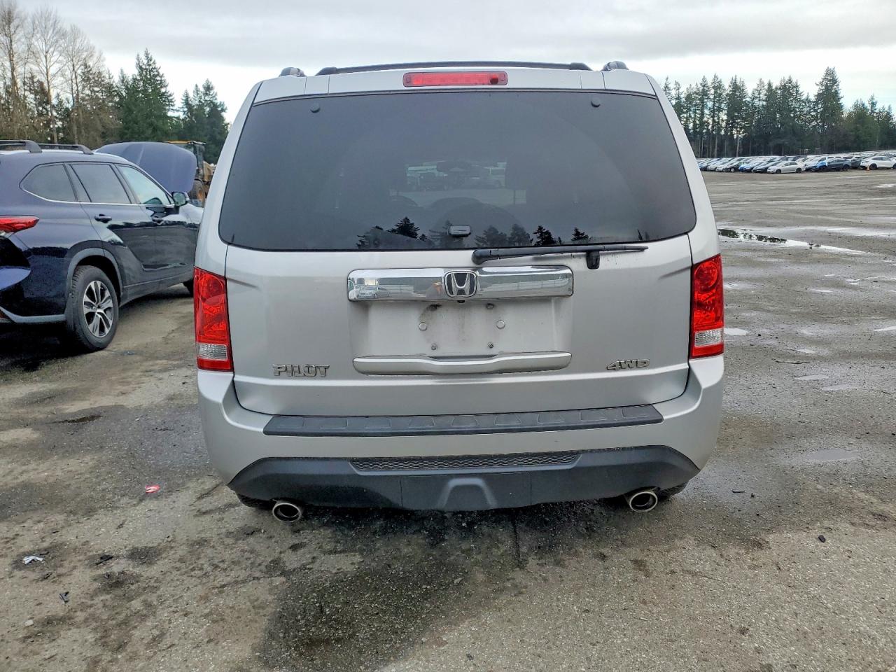 2012 HONDA PILOT EXL photo 6