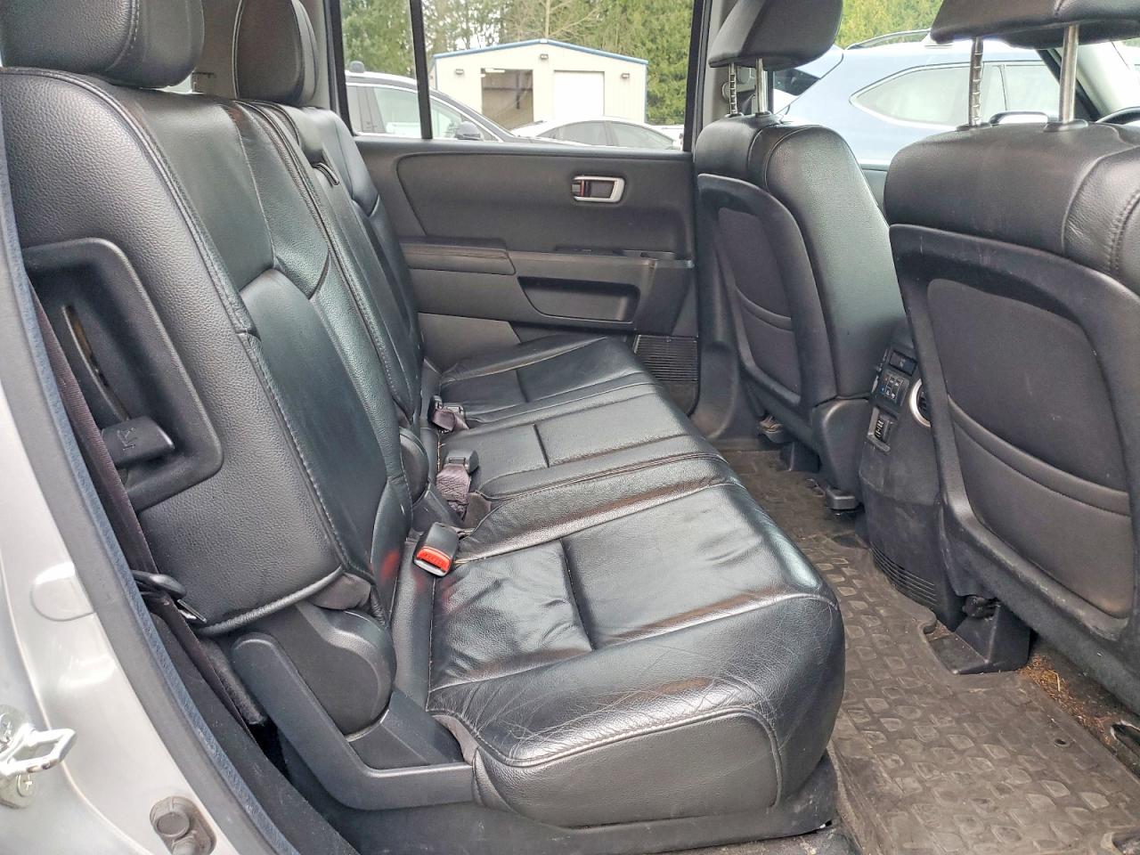 2012 HONDA PILOT EXL photo 11