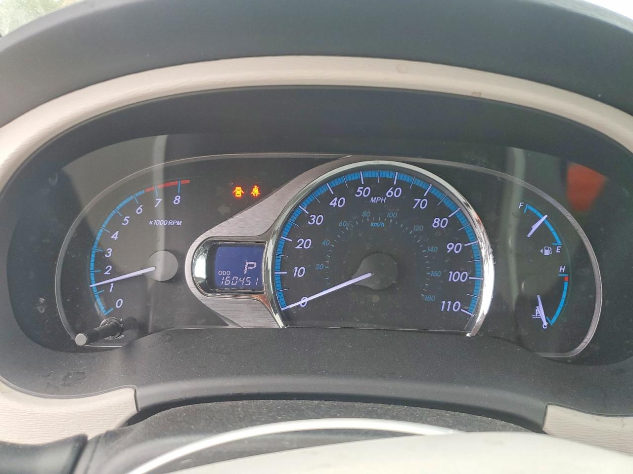 2014 TOYOTA SIENNA XLE photo 9