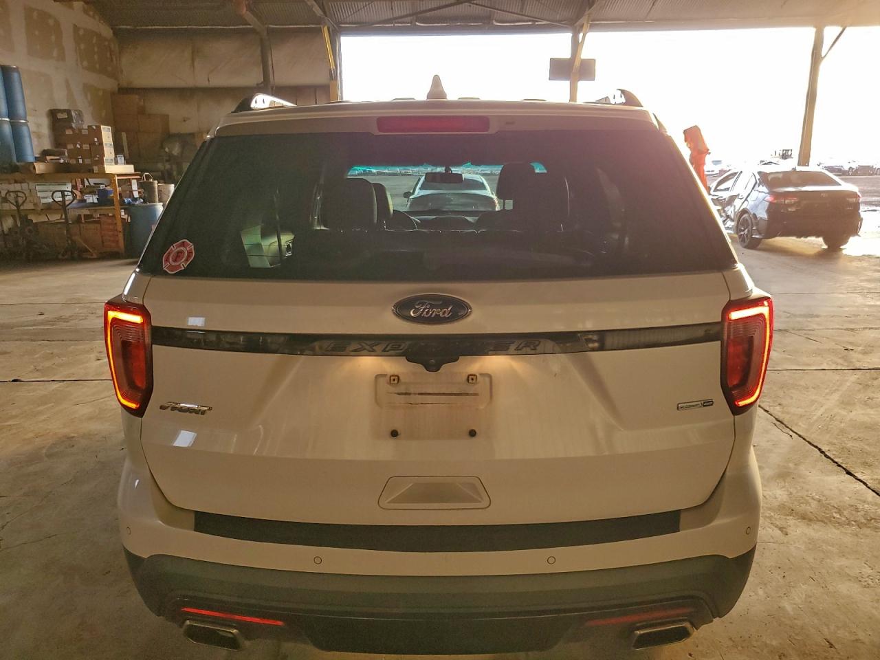 2016 FORD EXPLORER SPORT photo 6