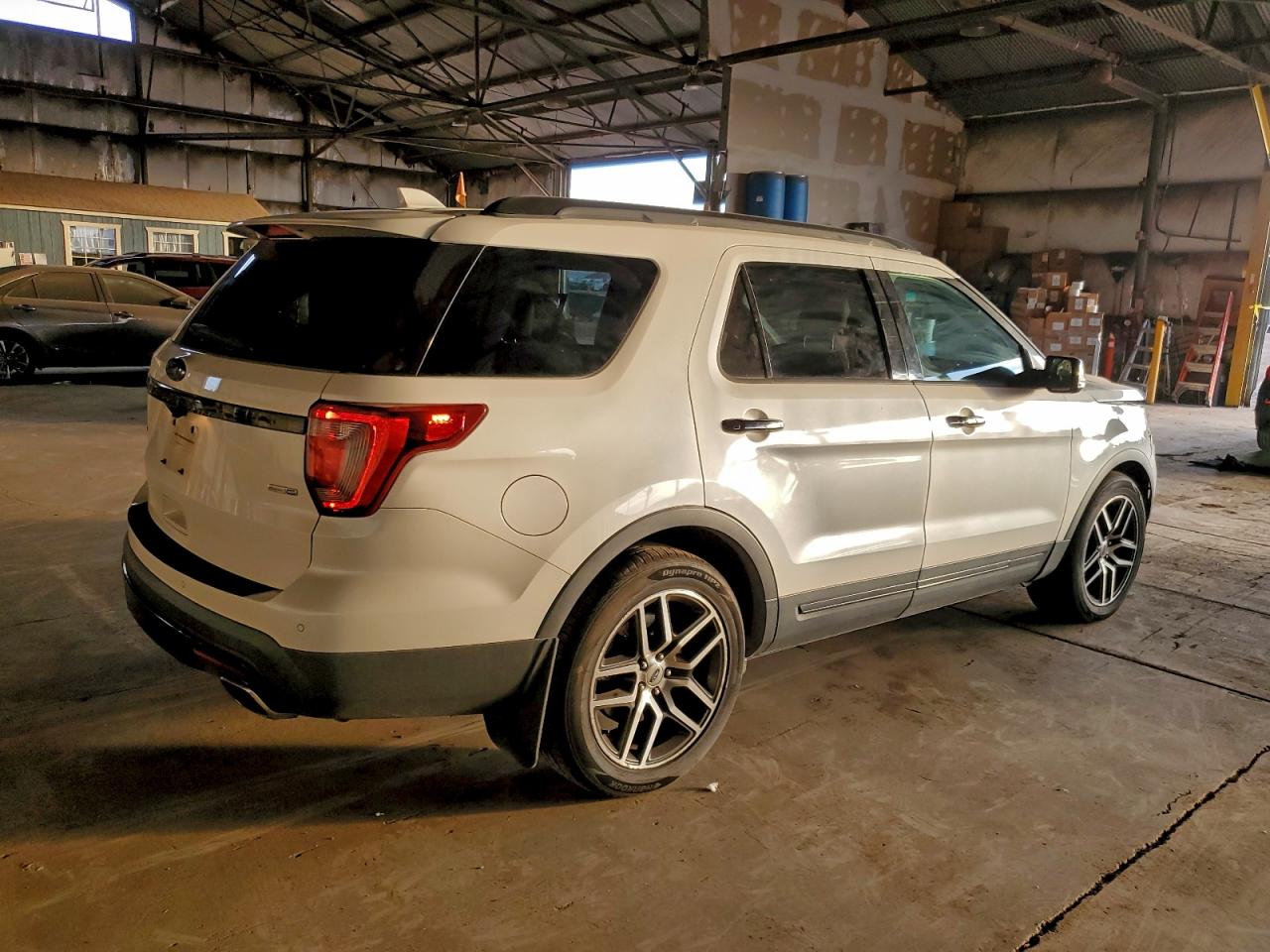 2016 FORD EXPLORER SPORT photo 3