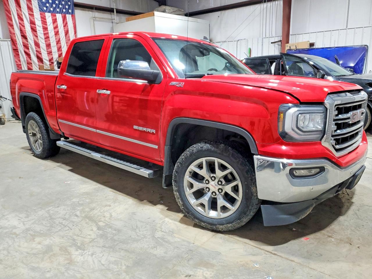 2017 GMC SIERRA K1500 SLT photo 4