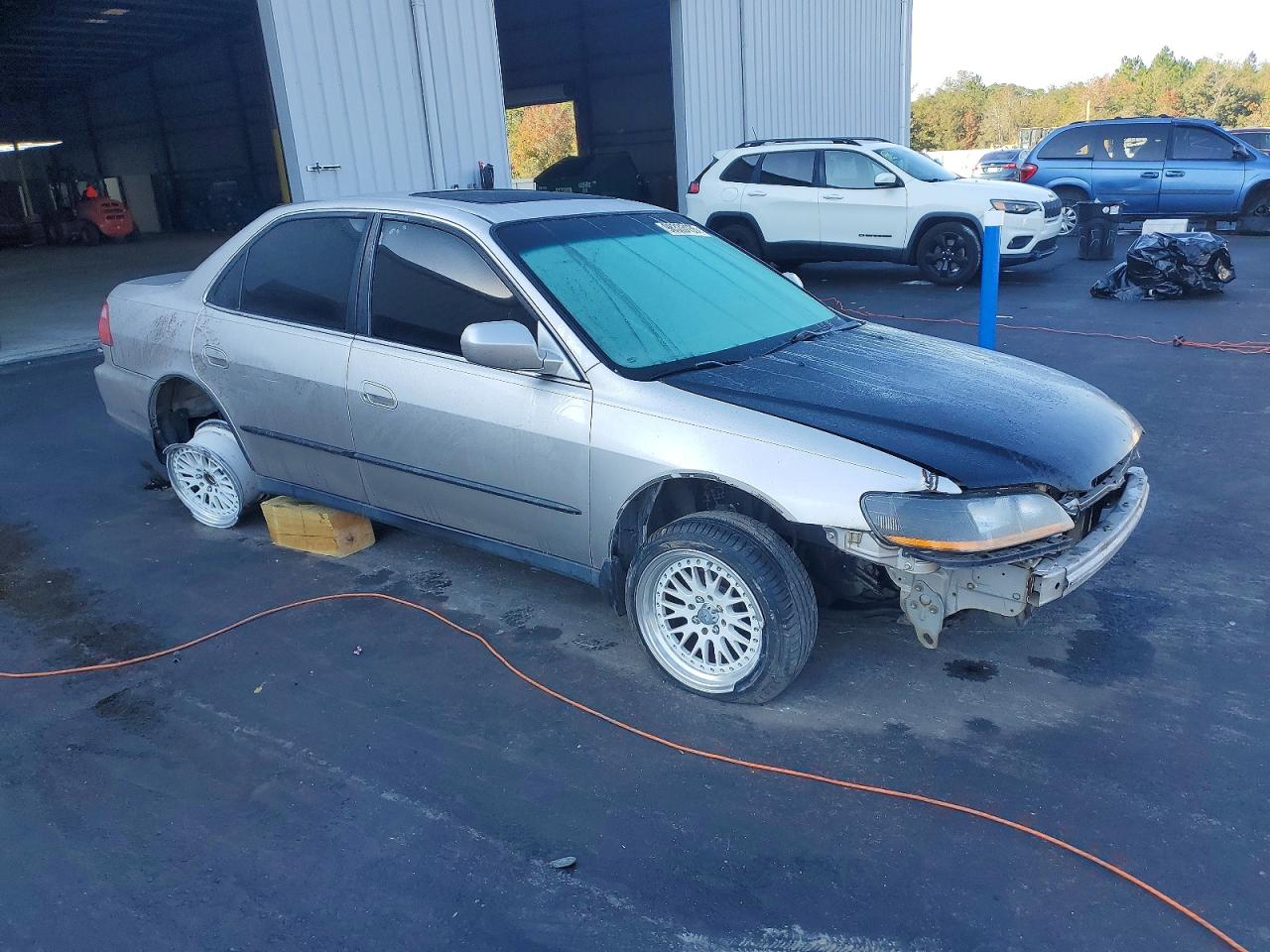 1999 HONDA ACCORD LX photo 4