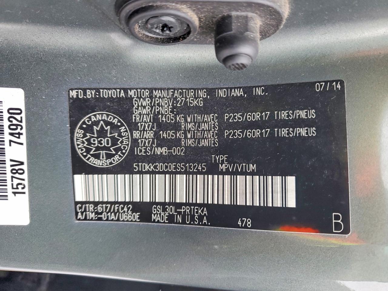 2014 TOYOTA SIENNA LE photo 13