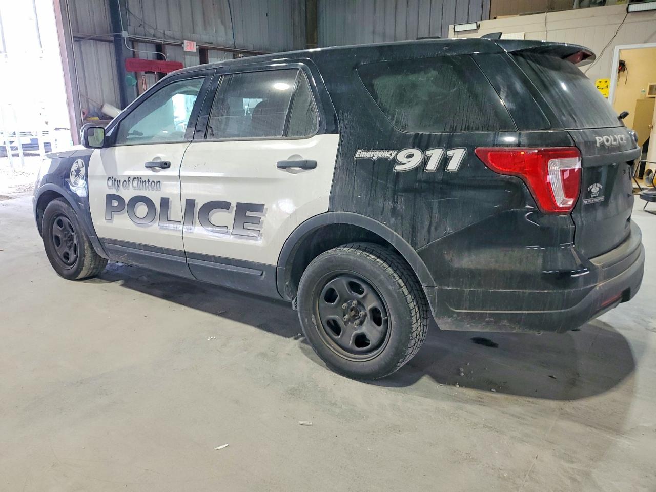 2018 FORD EXPLORER POLICE INTERCEPTOR photo 2