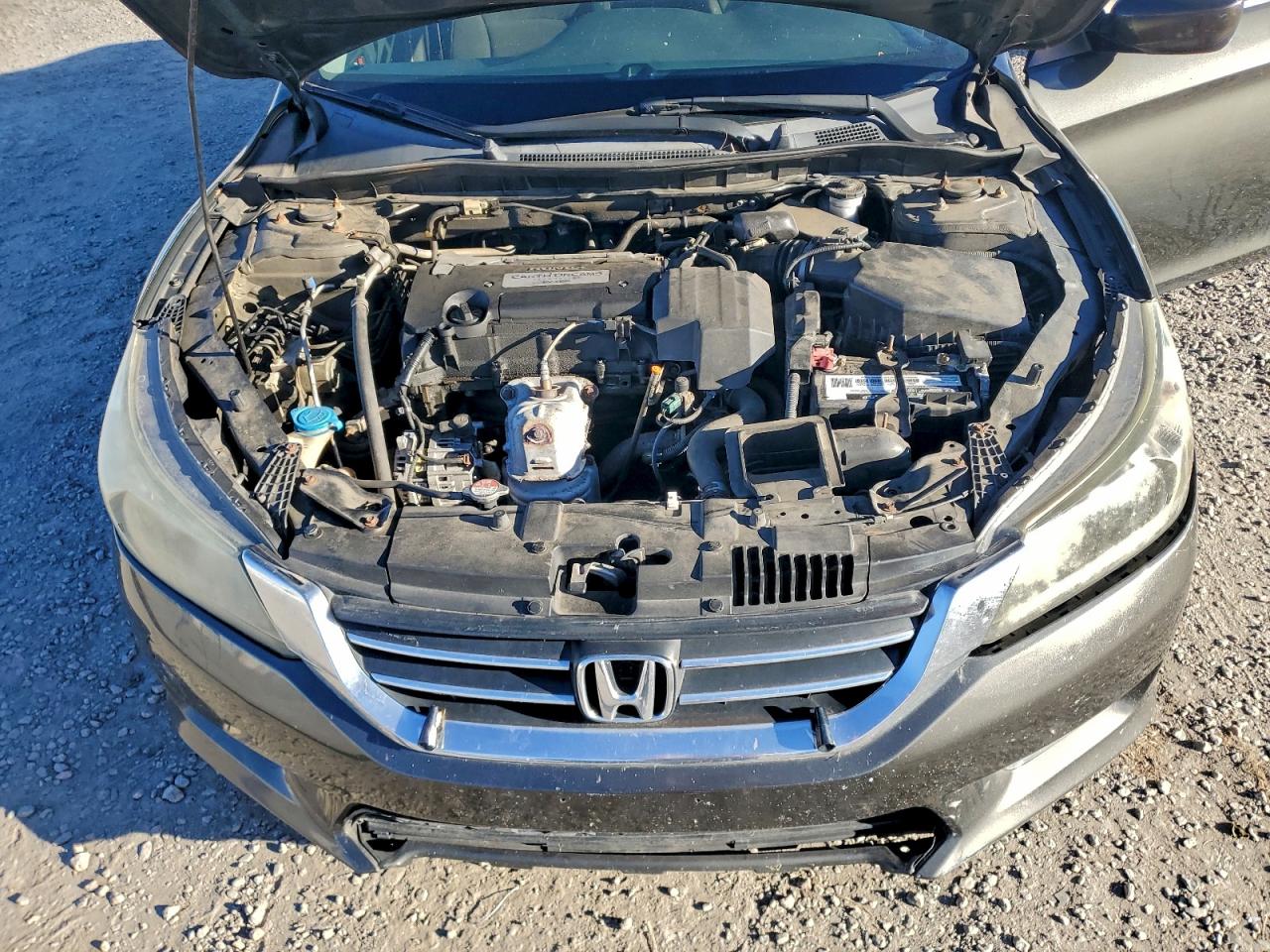 2013 HONDA ACCORD LX photo 11