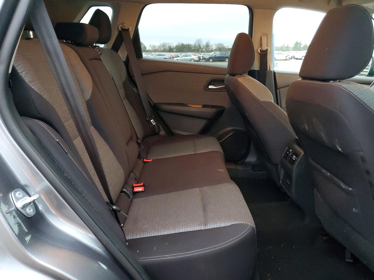 2021 NISSAN ROGUE SV photo 11