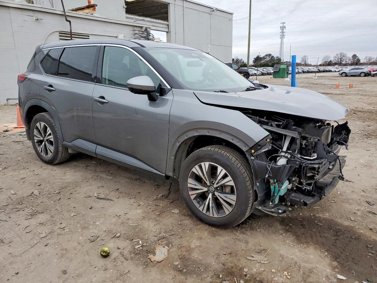 2021 NISSAN ROGUE SV photo 4