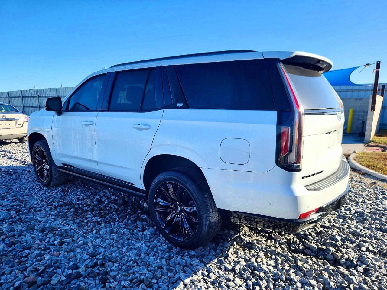 2022 CADILLAC ESCALADE SPORT PLATINUM photo 2
