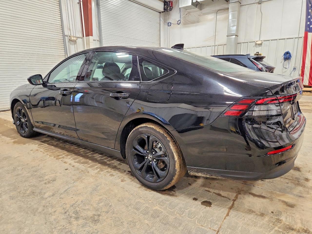 2025 HONDA ACCORD SE photo 2