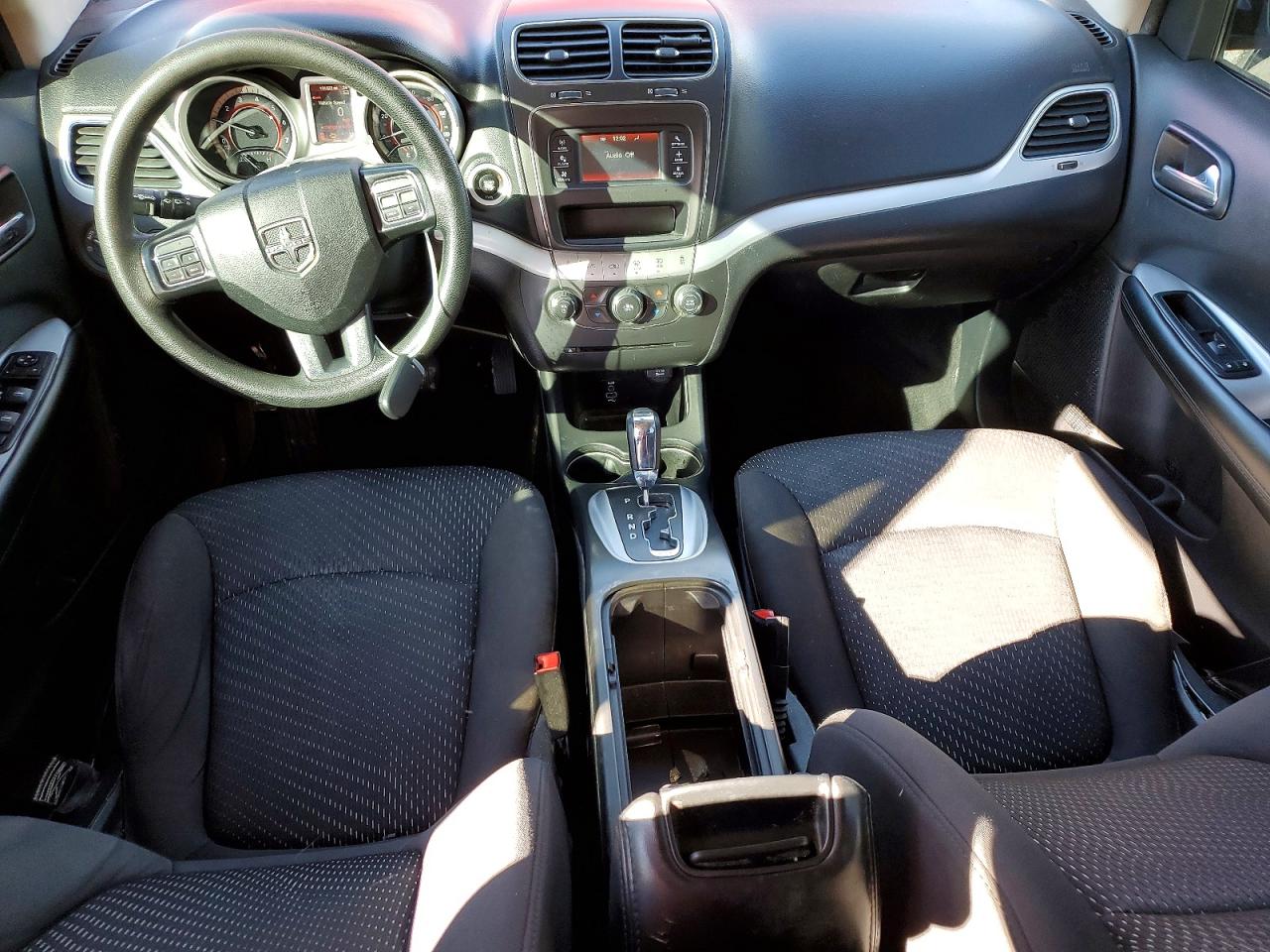 2018 DODGE JOURNEY SE photo 8