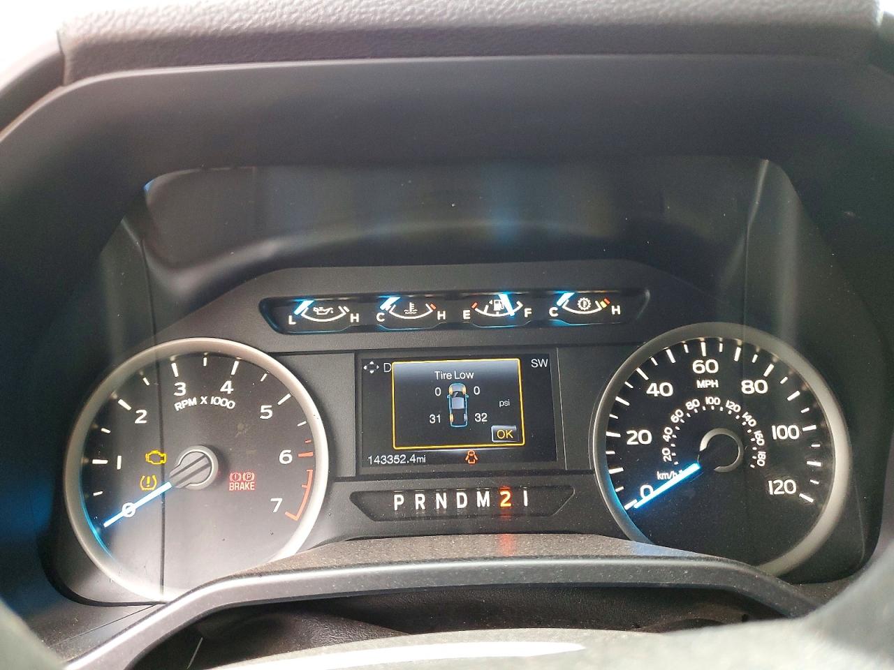 2015 FORD F150 SUPERCREW photo 9