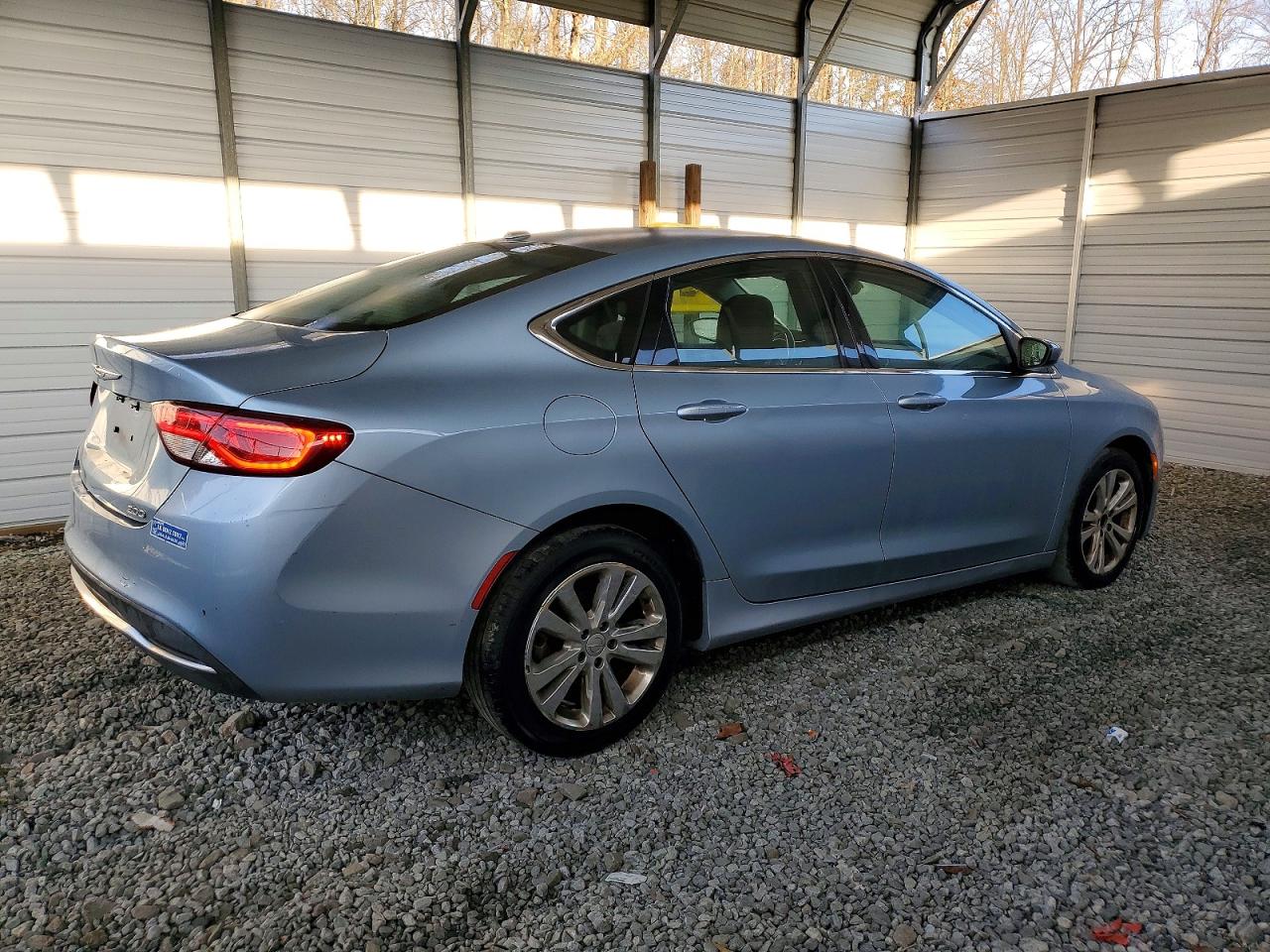 2015 CHRYSLER 200 photo 3