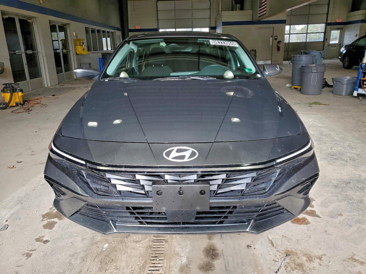 2025 HYUNDAI ELANTRA SEL photo 5