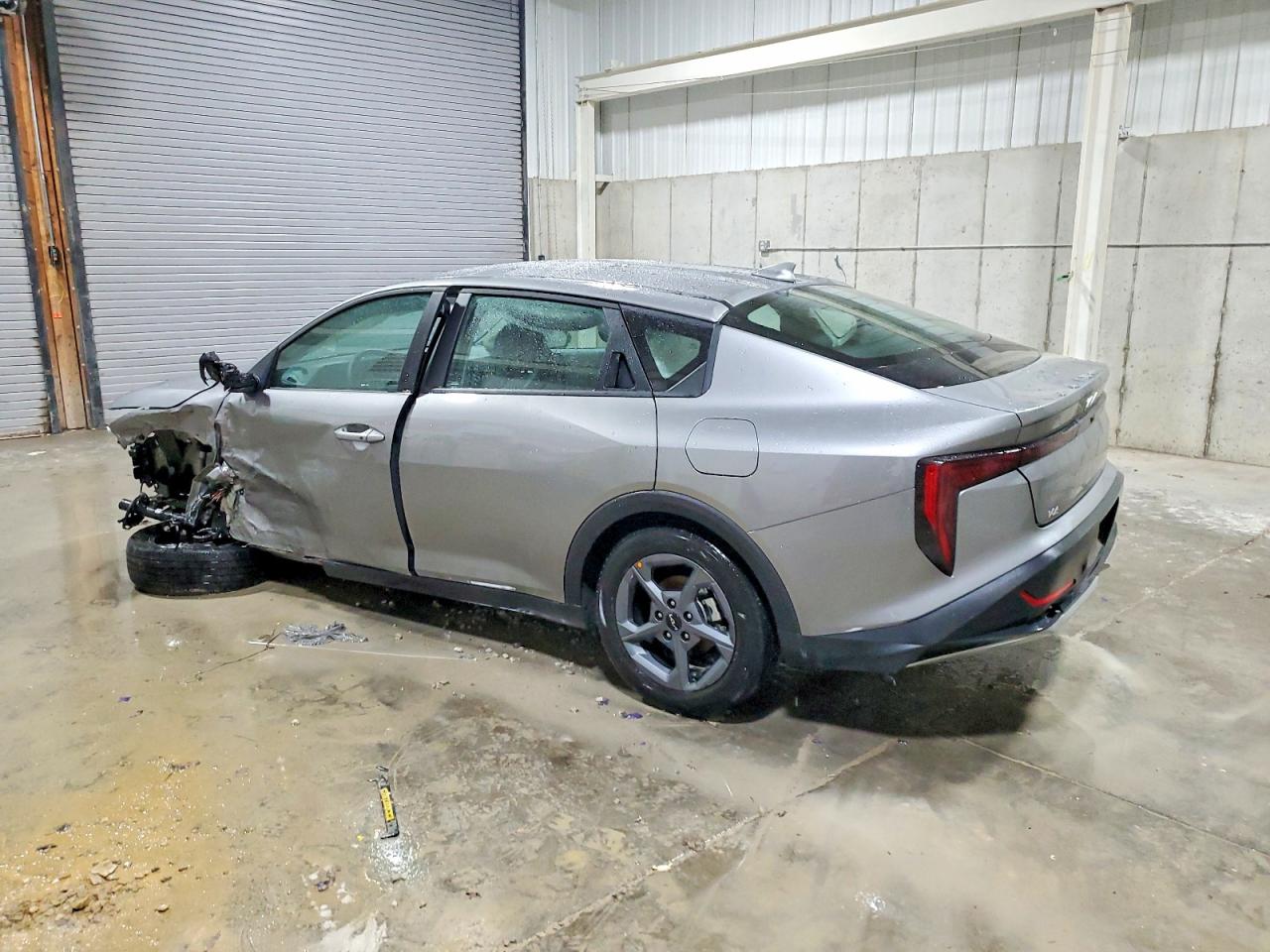 2025 KIA K4 LX photo 2