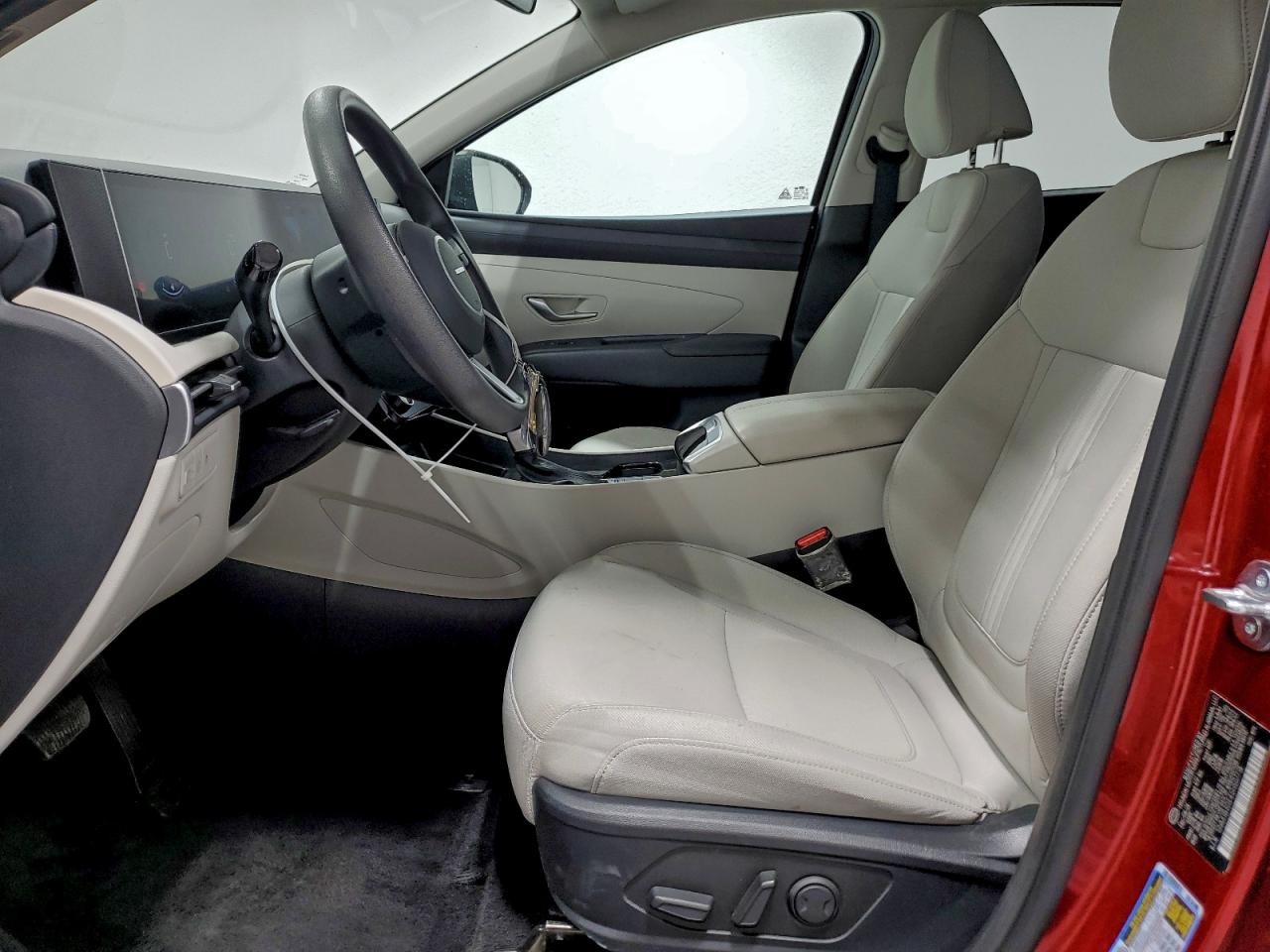 2025 HYUNDAI TUCSON SEL photo 7