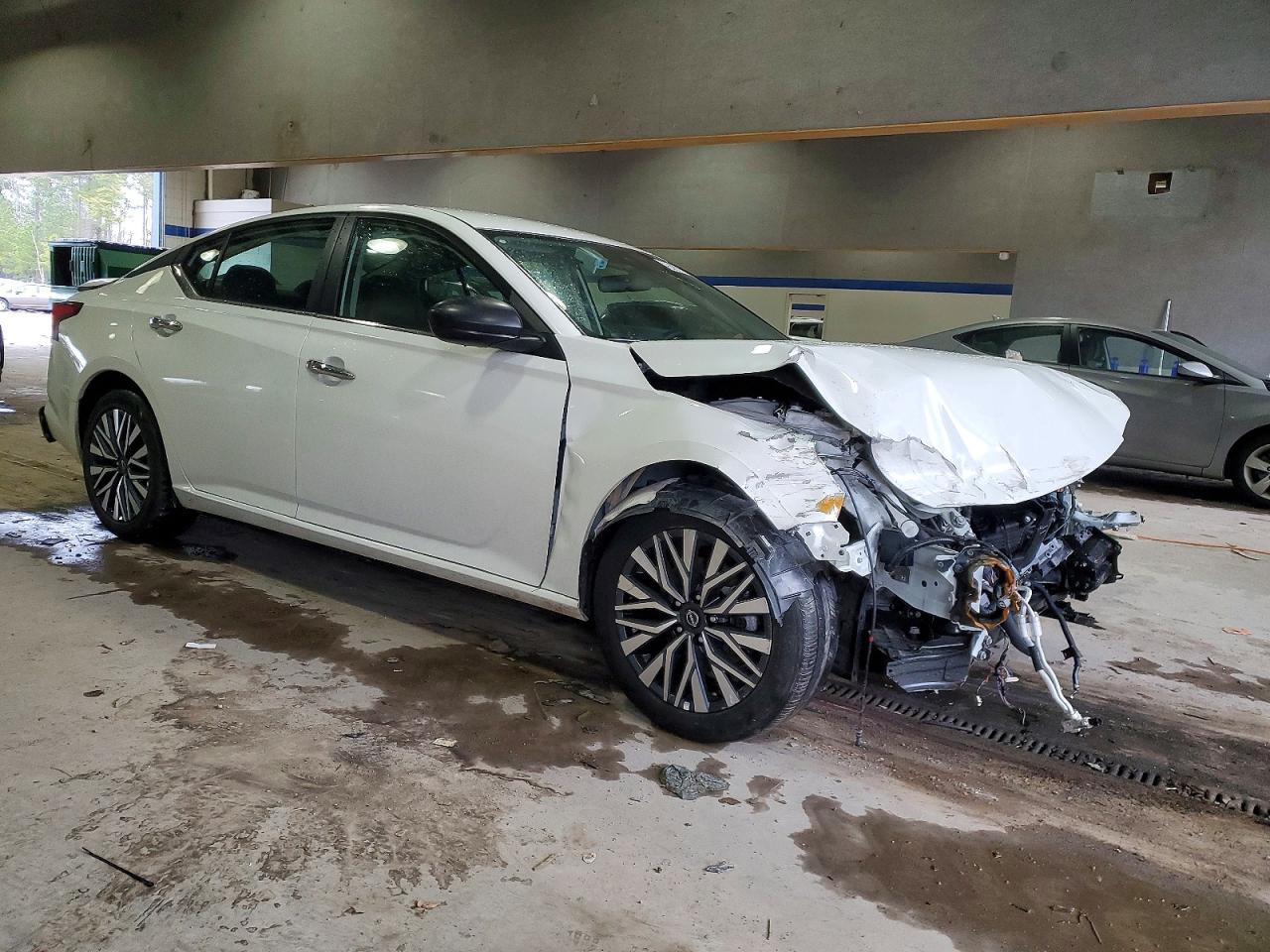 2025 NISSAN ALTIMA SV photo 4