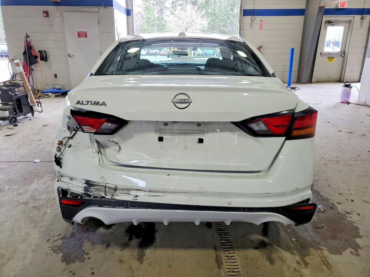 2025 NISSAN ALTIMA SV photo 6