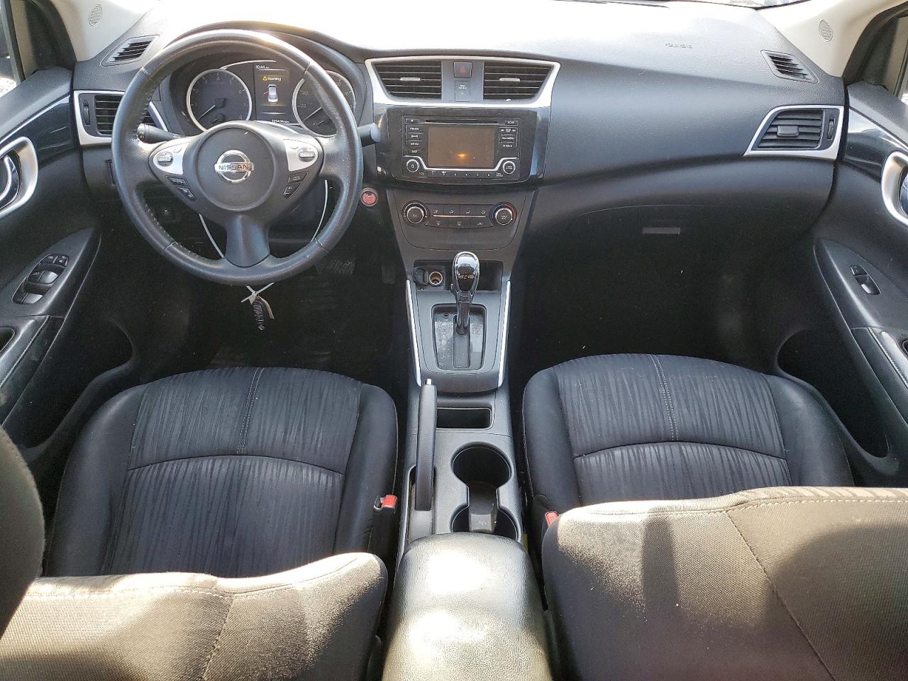 2017 NISSAN SENTRA S photo 8