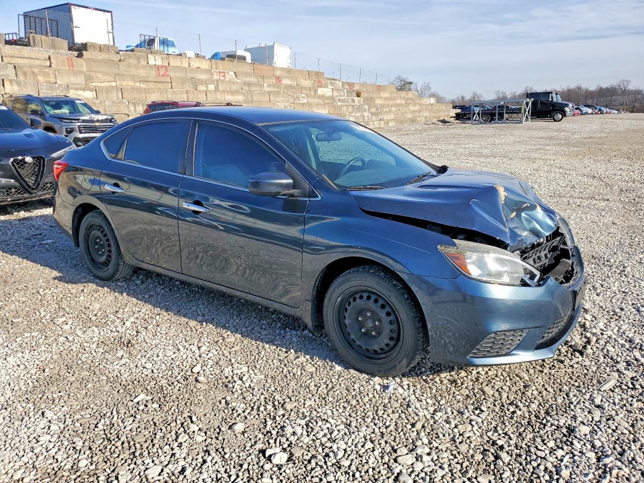 2017 NISSAN SENTRA S photo 4