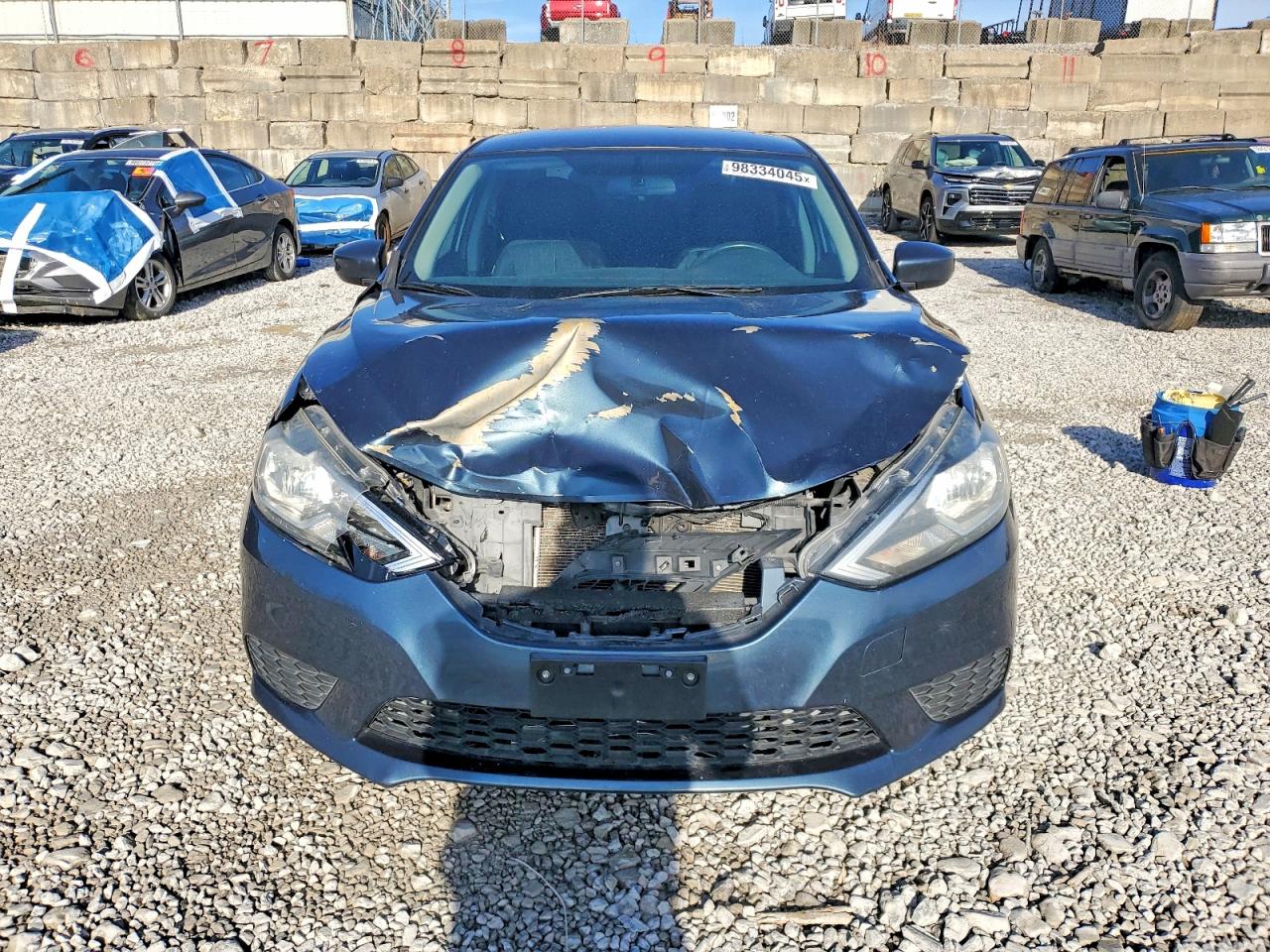 2017 NISSAN SENTRA S photo 5