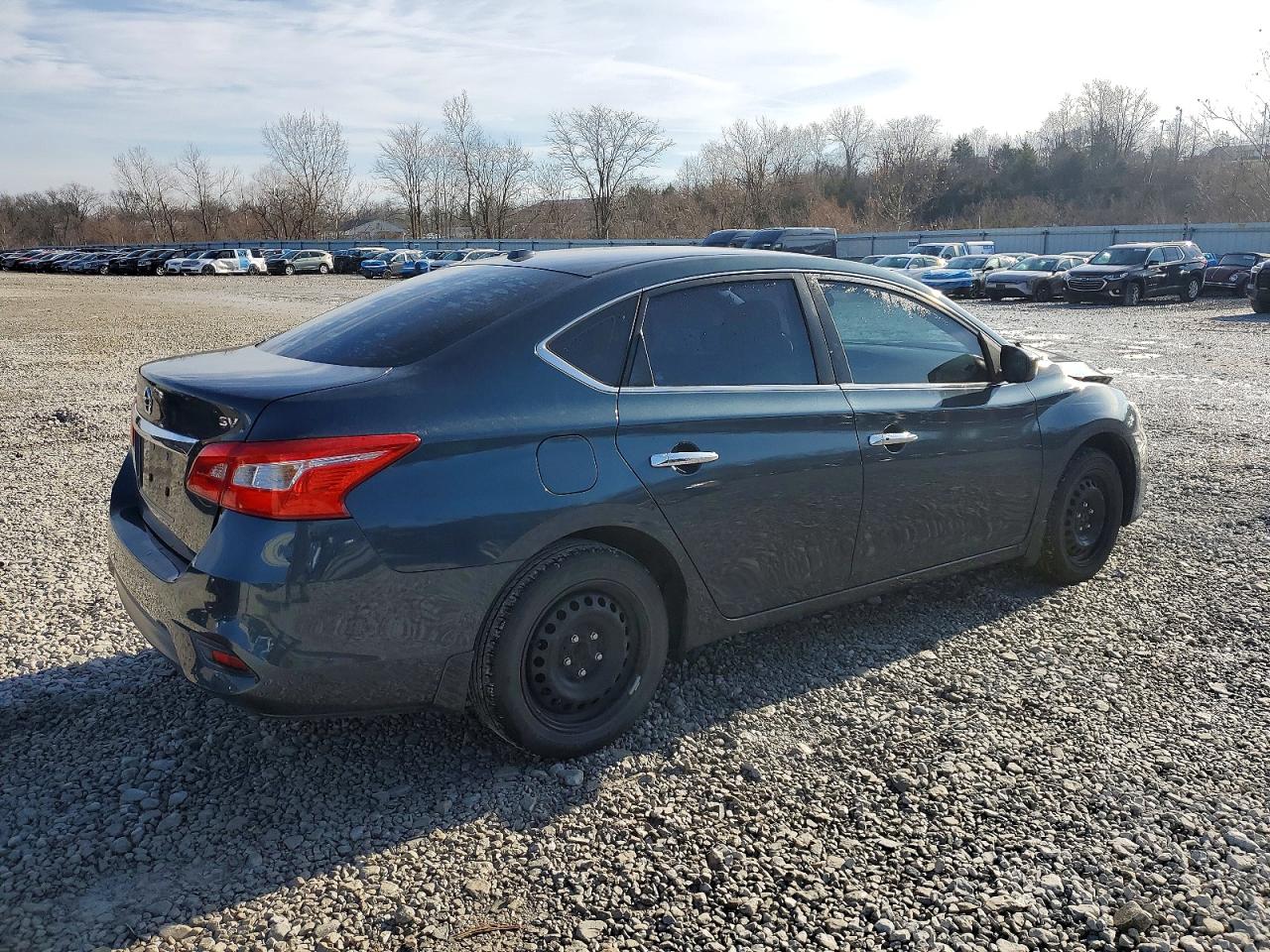 2017 NISSAN SENTRA S photo 3