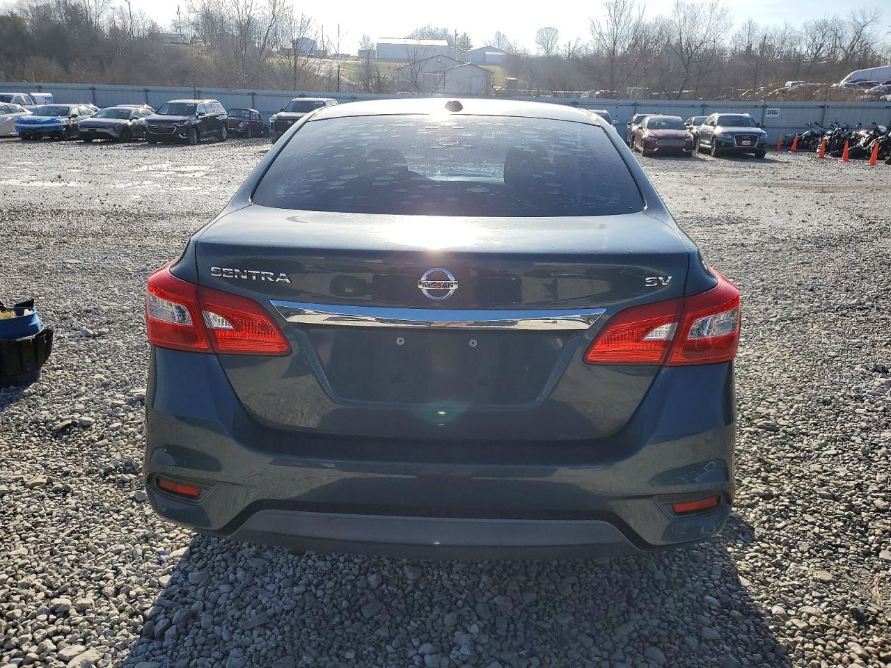 2017 NISSAN SENTRA S photo 6