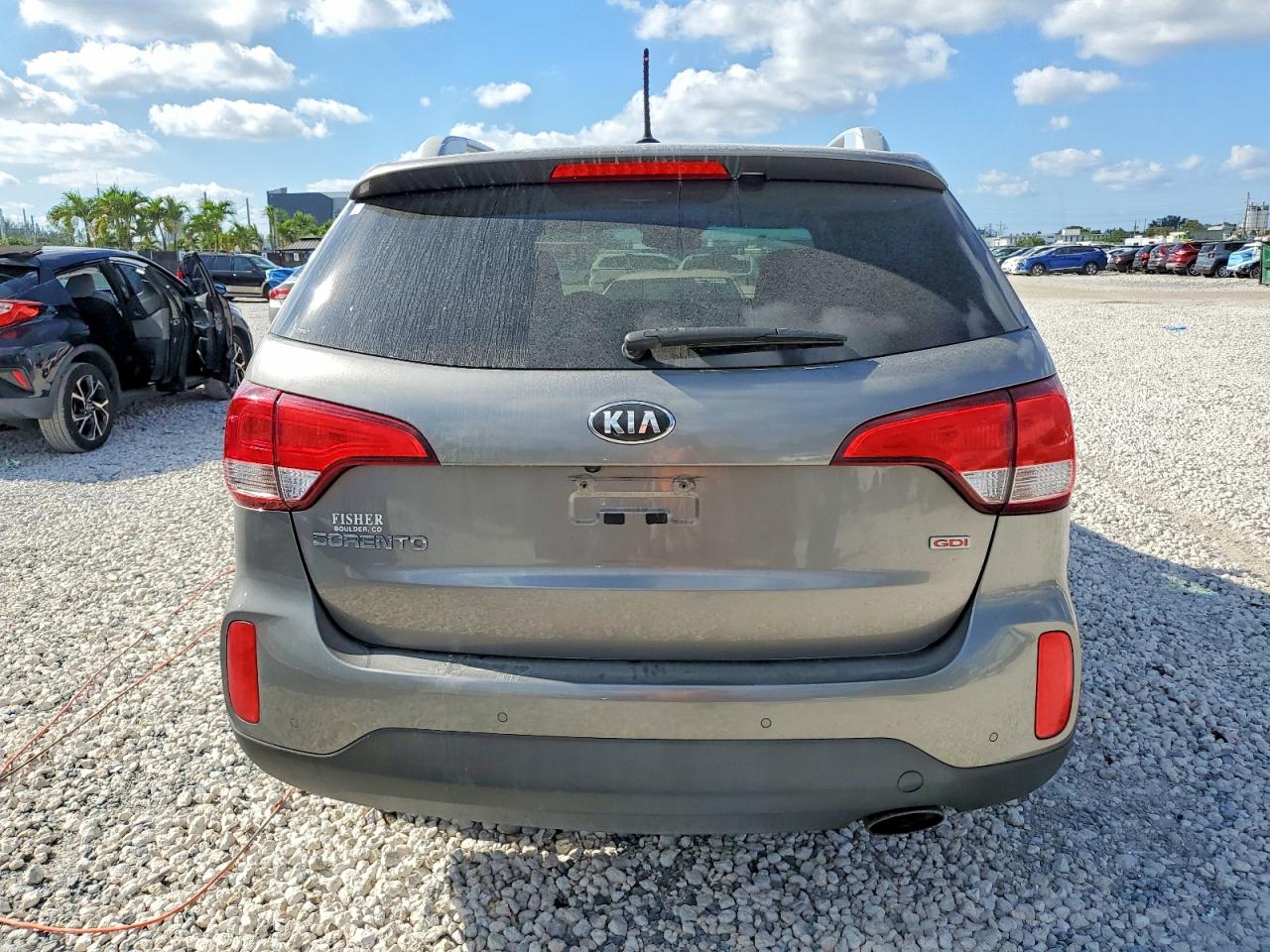 2014 KIA SORENTO LX photo 6
