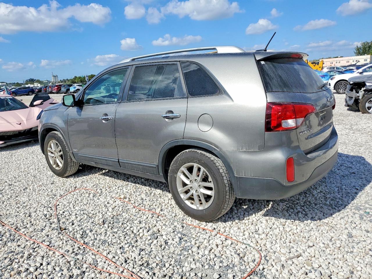 2014 KIA SORENTO LX photo 2