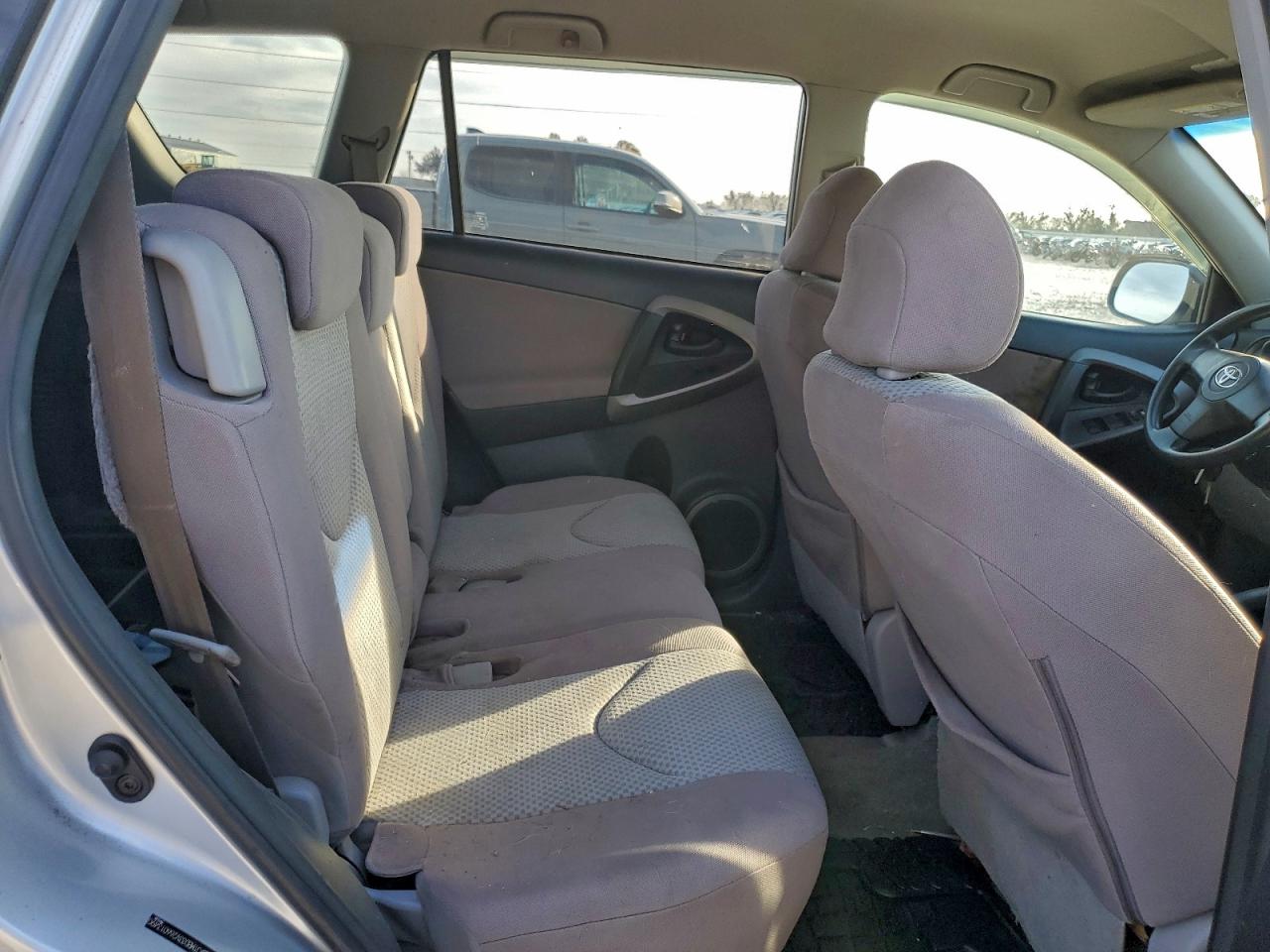 2006 TOYOTA RAV4 photo 11