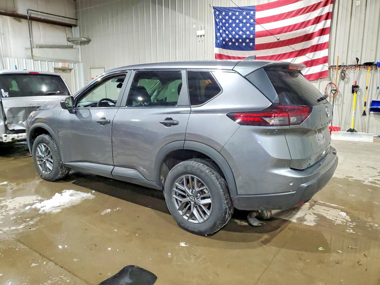 2024 NISSAN ROGUE S photo 2