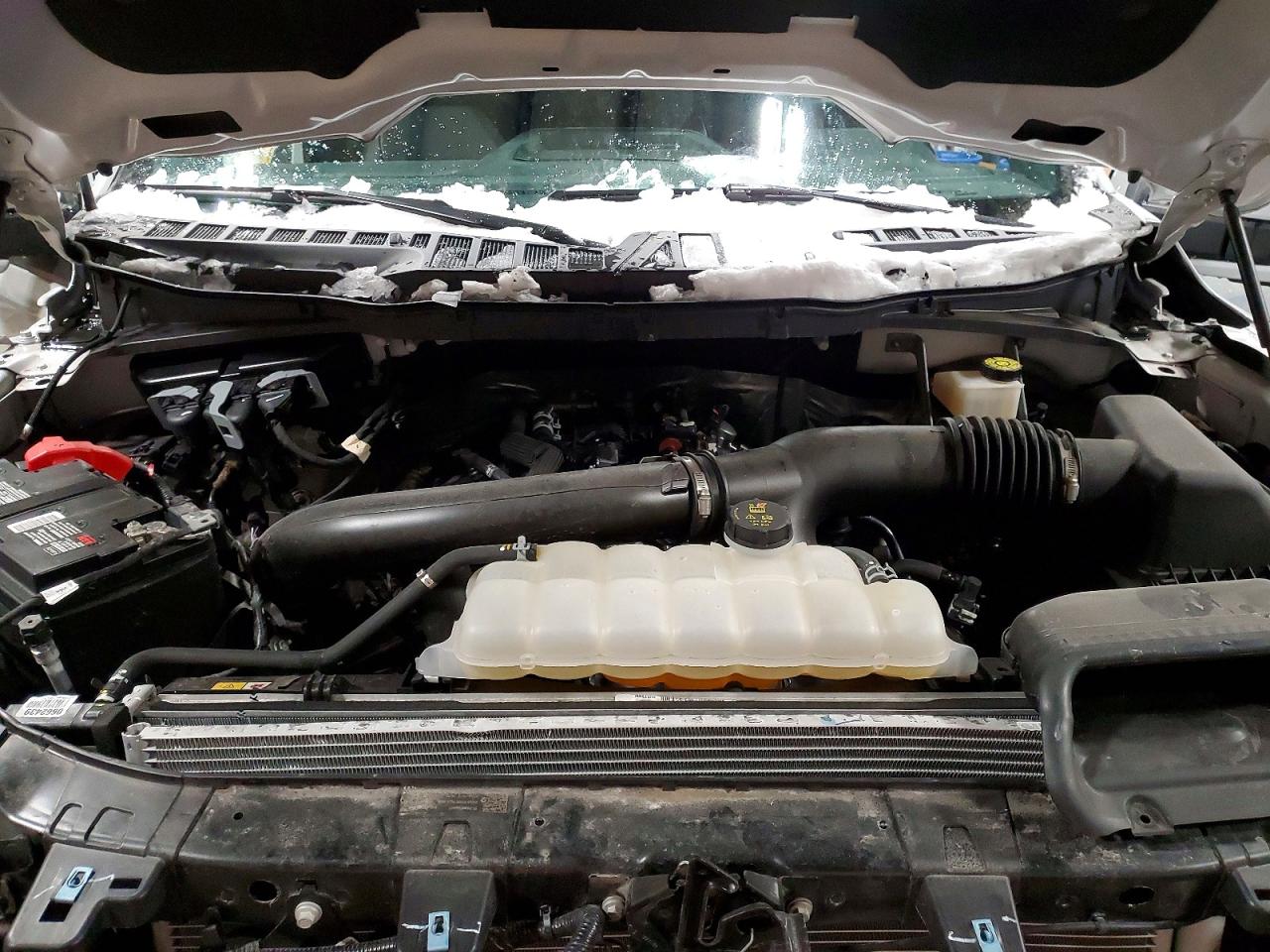 2024 FORD F150 LARIAT photo 11