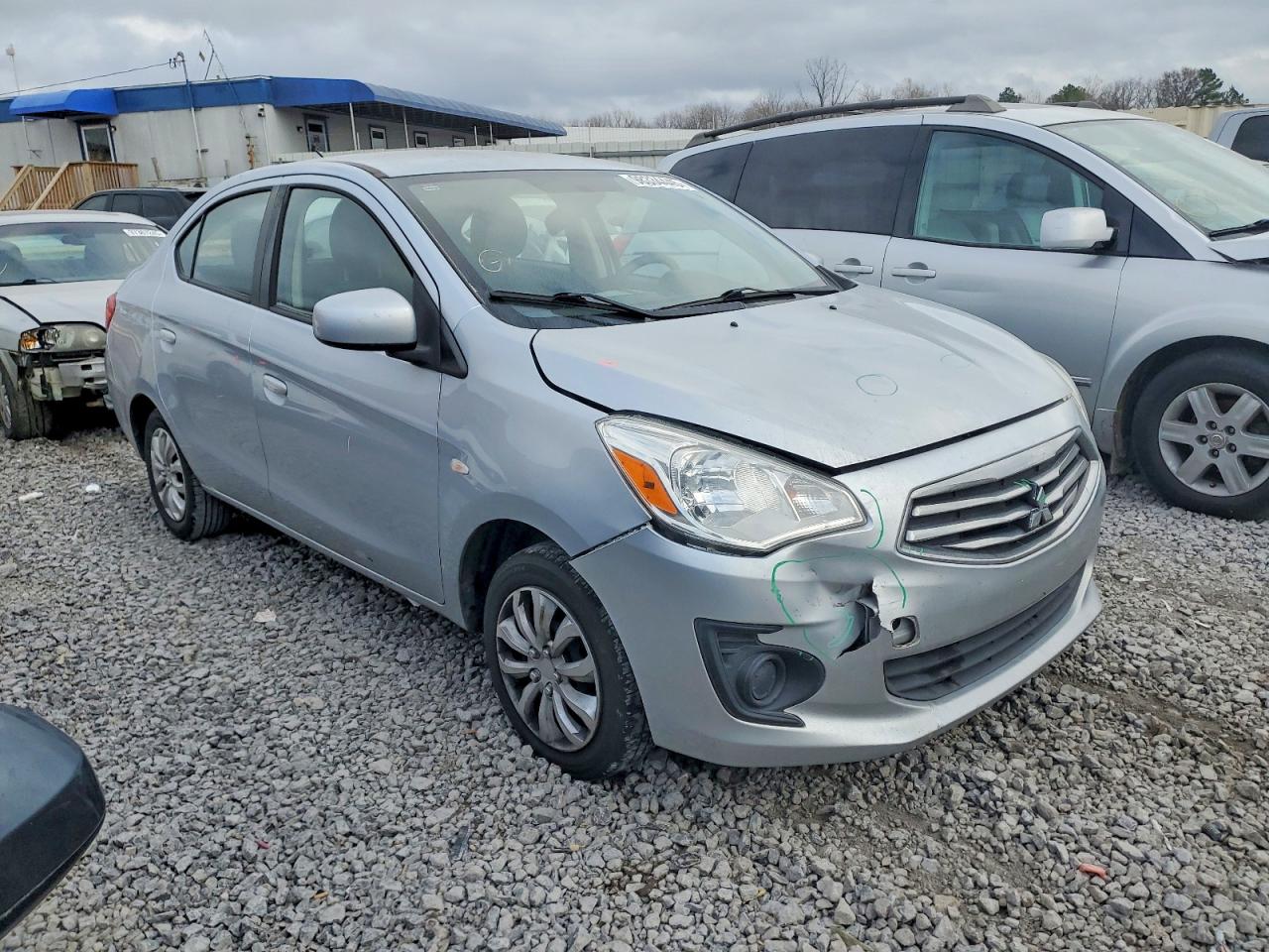 2018 MITSUBISHI MIRAGE G4 ES photo 4