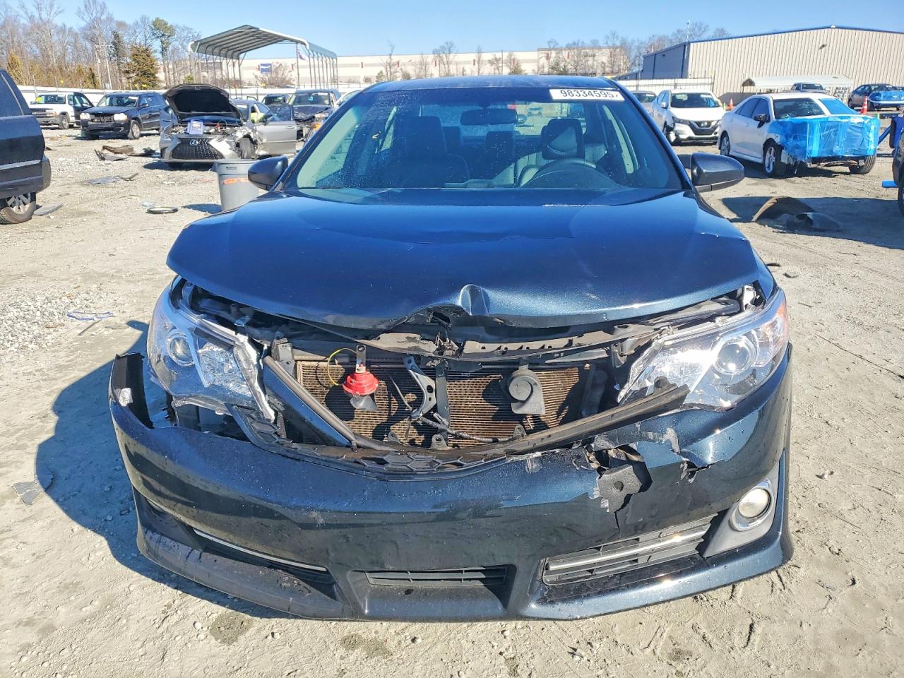 2014 TOYOTA CAMRY SE photo 5