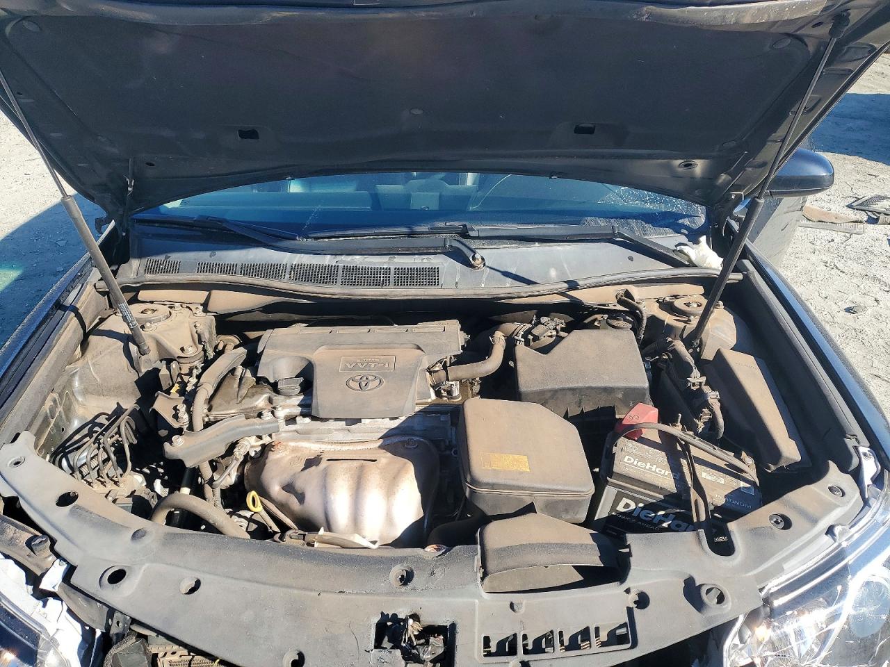 2014 TOYOTA CAMRY SE photo 11