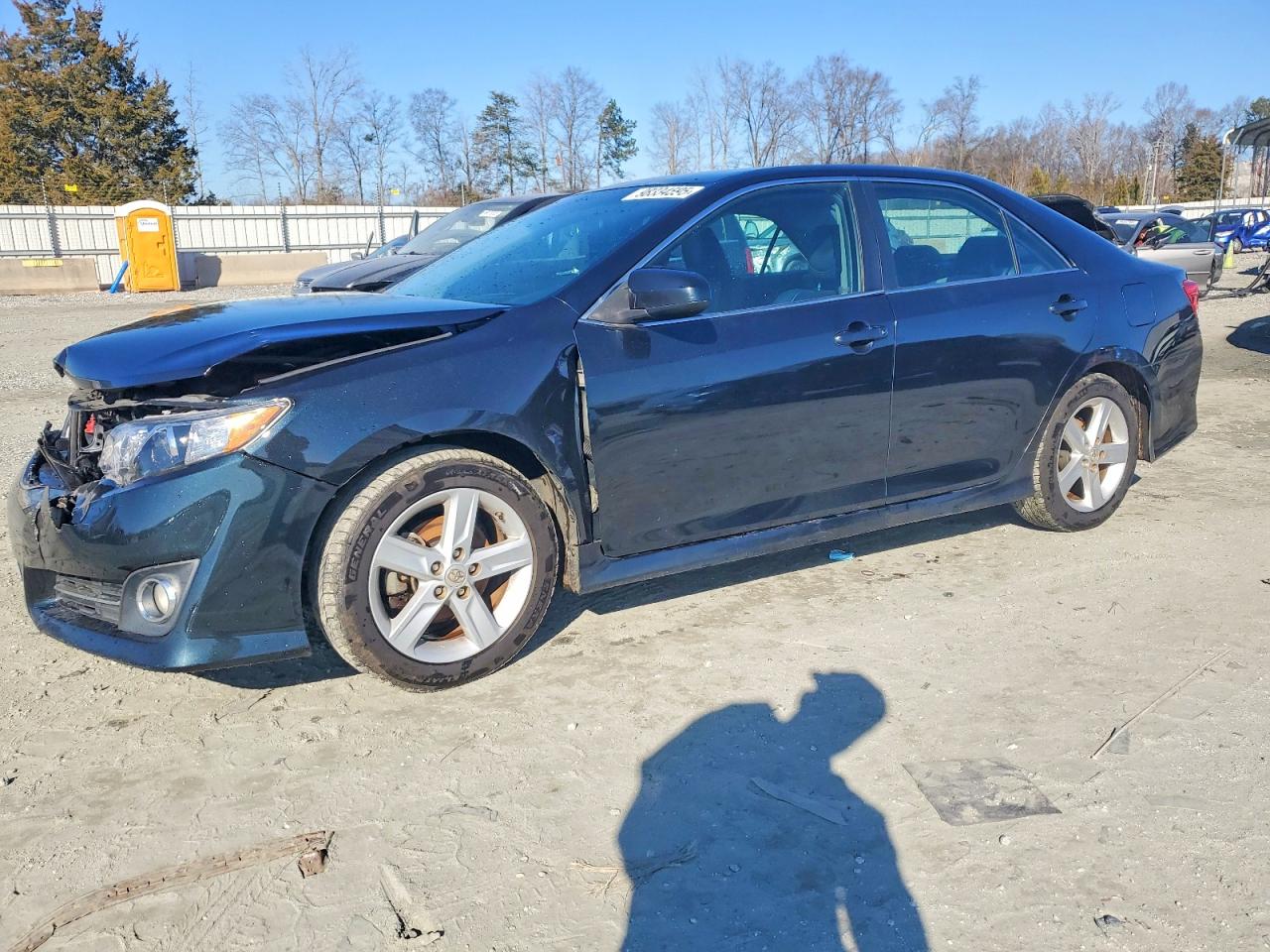 2014 TOYOTA CAMRY
