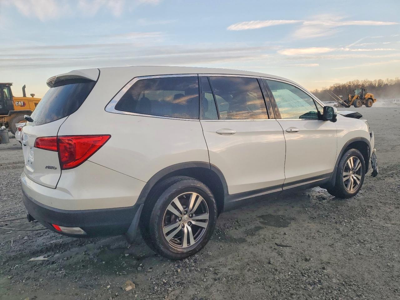 2016 HONDA PILOT EXL photo 3
