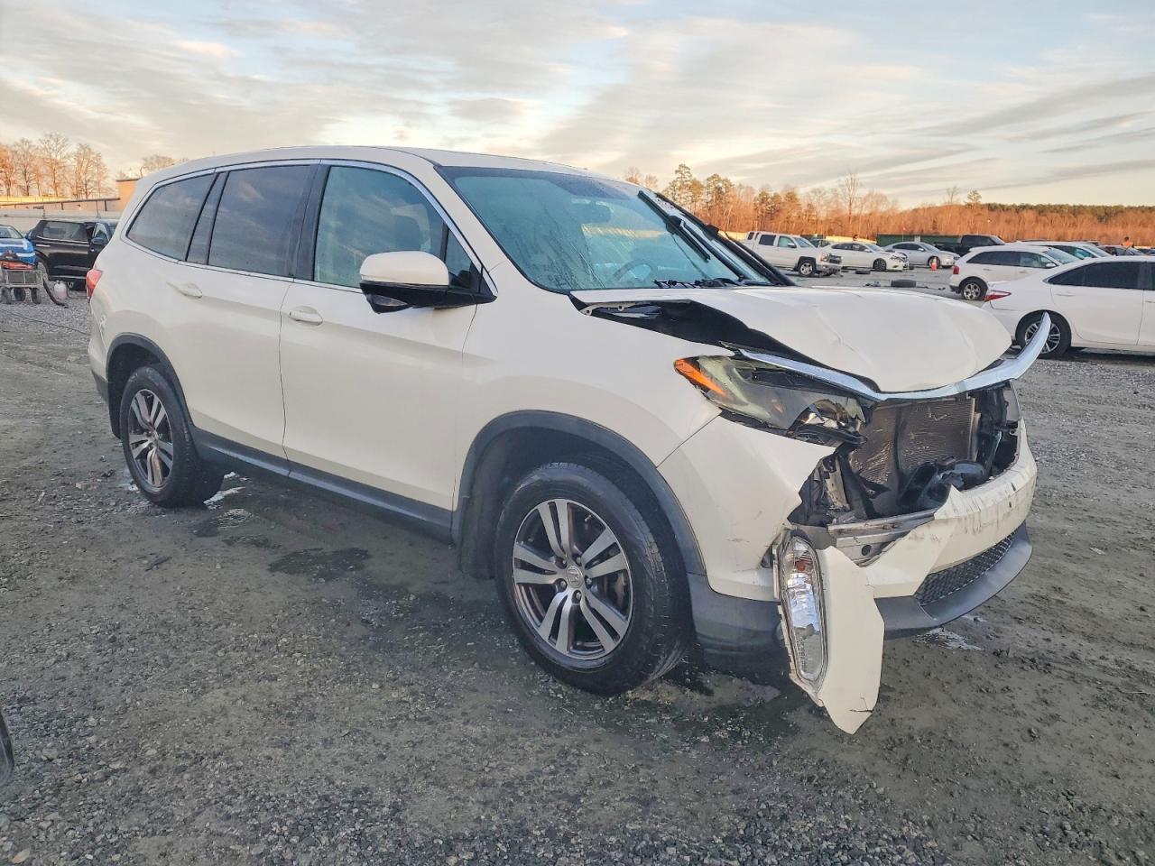 2016 HONDA PILOT EXL photo 4