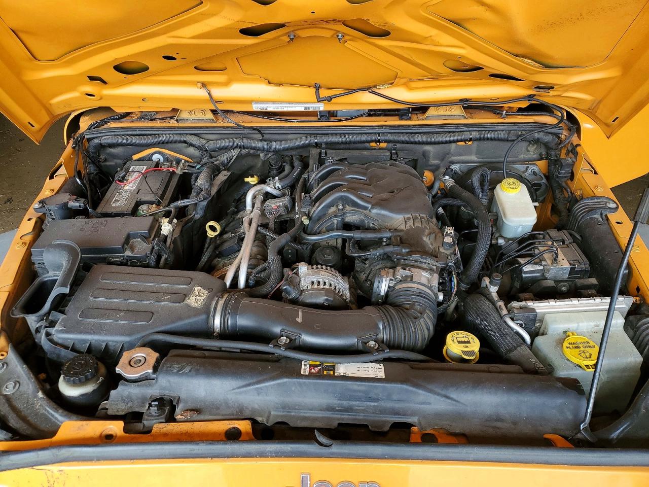 2012 JEEP WRANGLER UNLIMITED SPORT photo 11