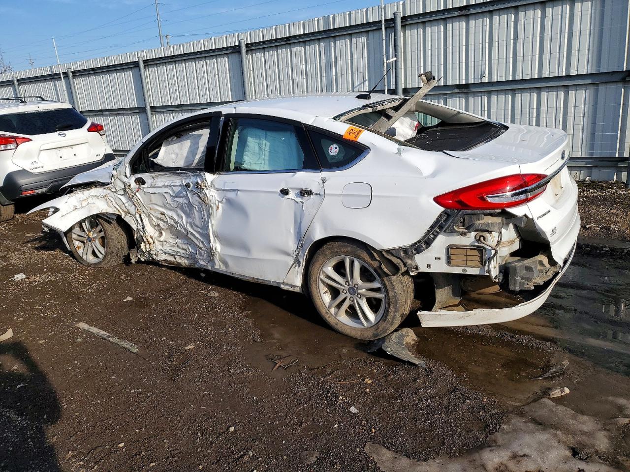 2018 FORD FUSION SE photo 2