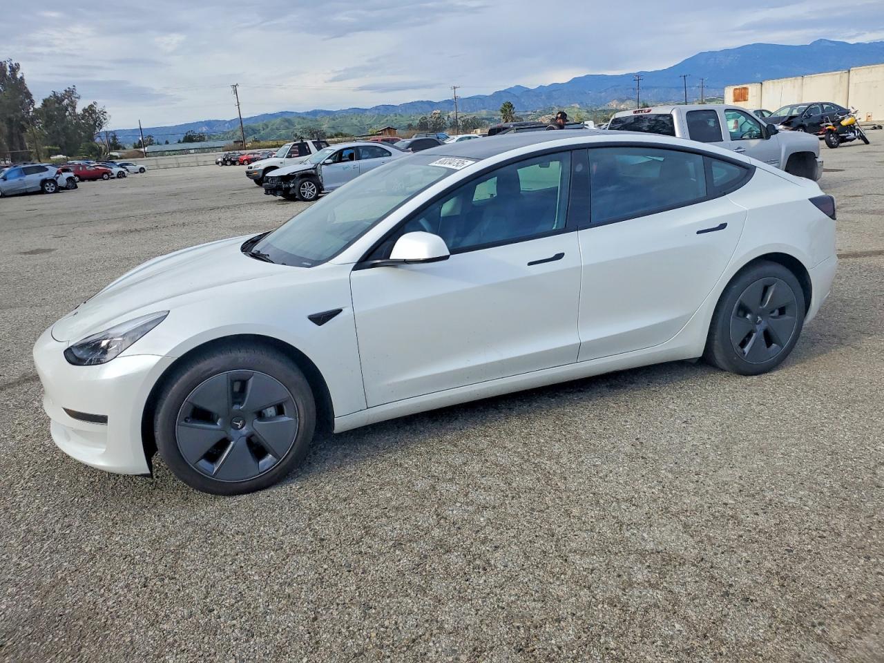 2022 TESLA MODEL 3
