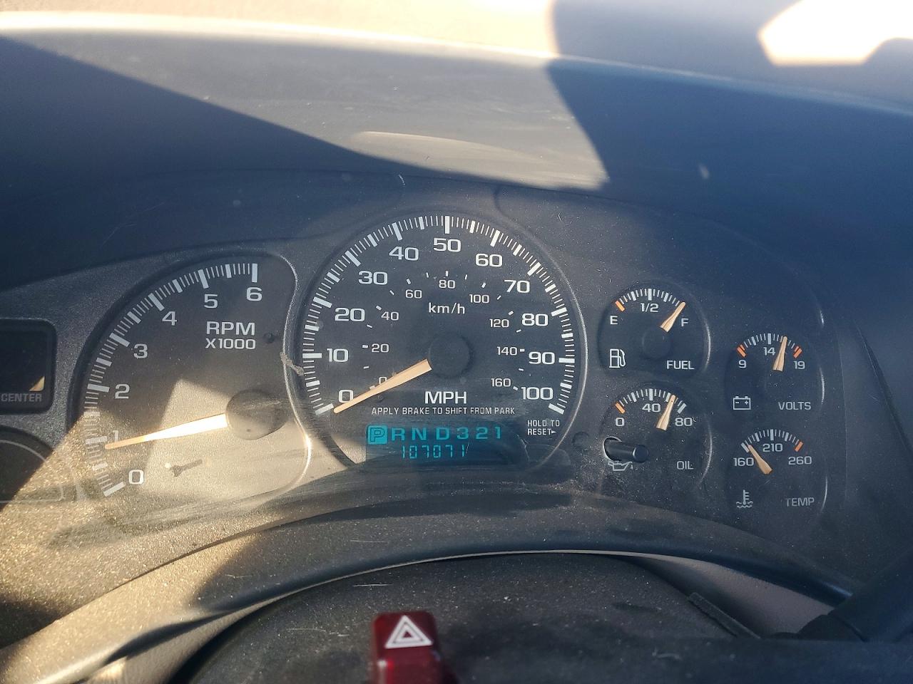 2002 CHEVROLET SILVERADO K1500 photo 9