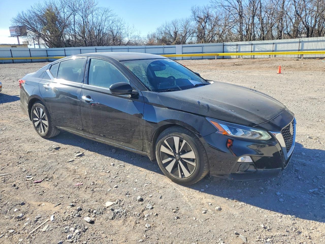 2019 NISSAN ALTIMA photo 4