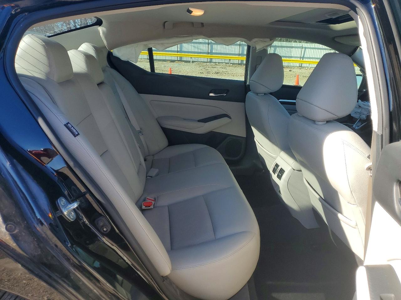 2019 NISSAN ALTIMA photo 10